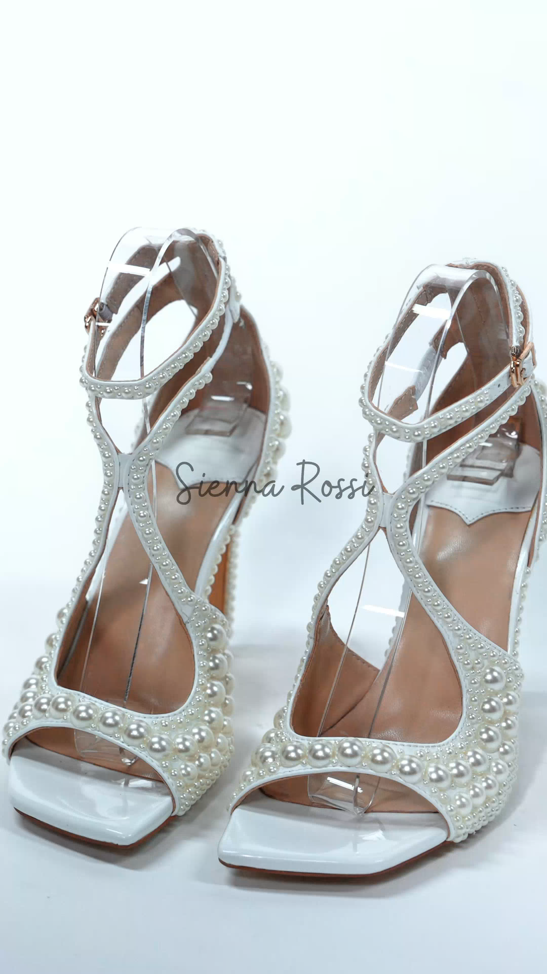 Aryana Pearl Strap Sandals In White