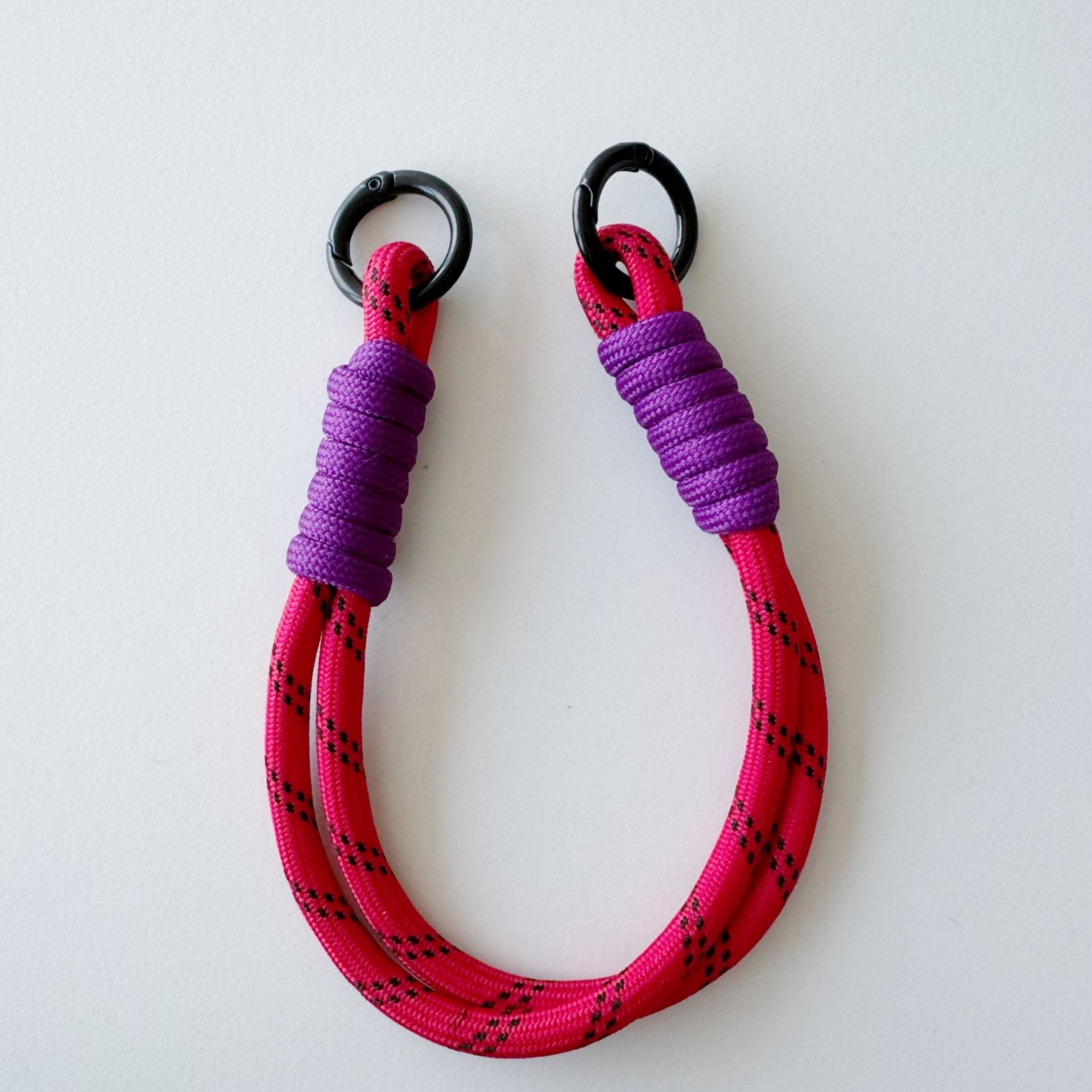 Patterned Double-Ring Lanyard