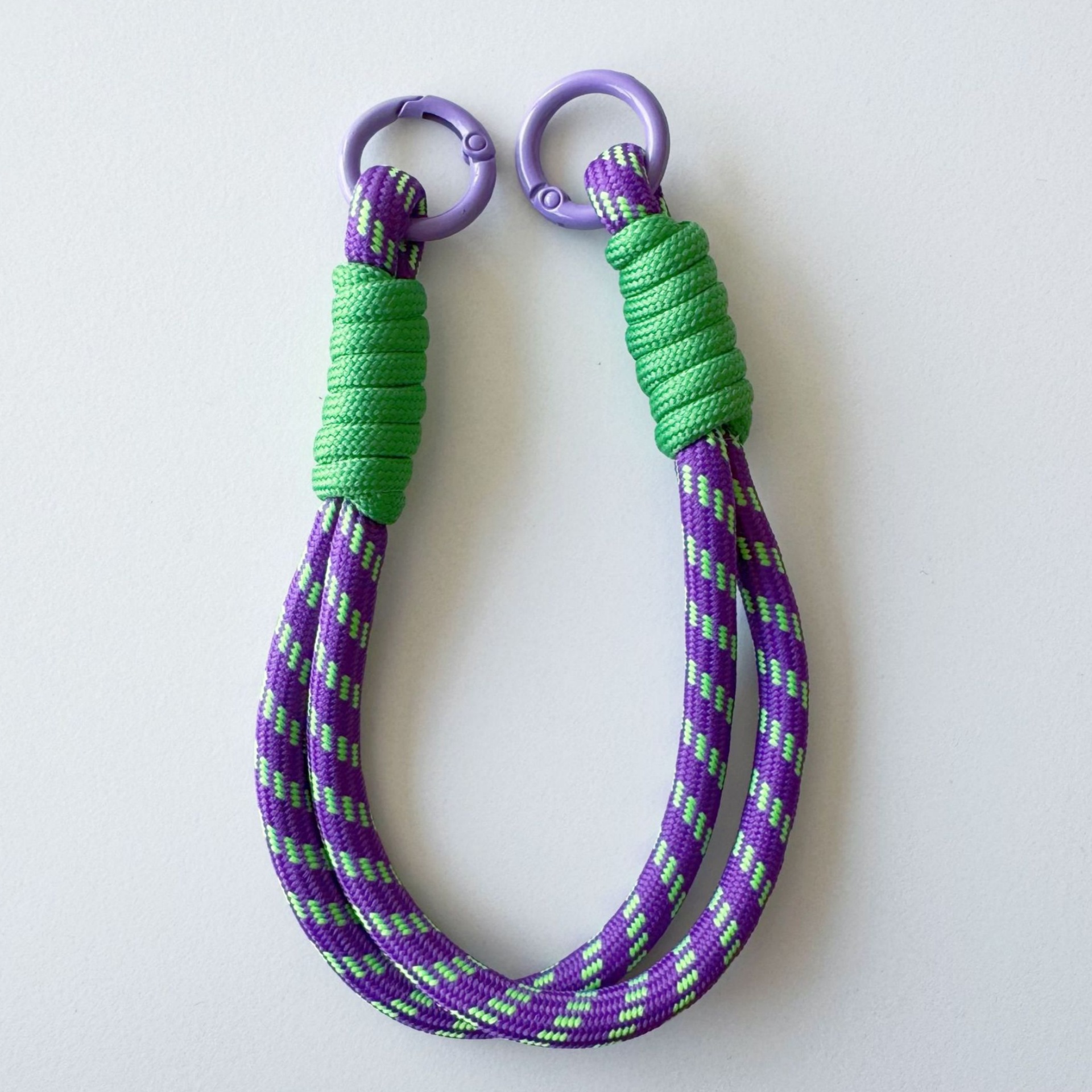 Patterned Double-Ring Lanyard