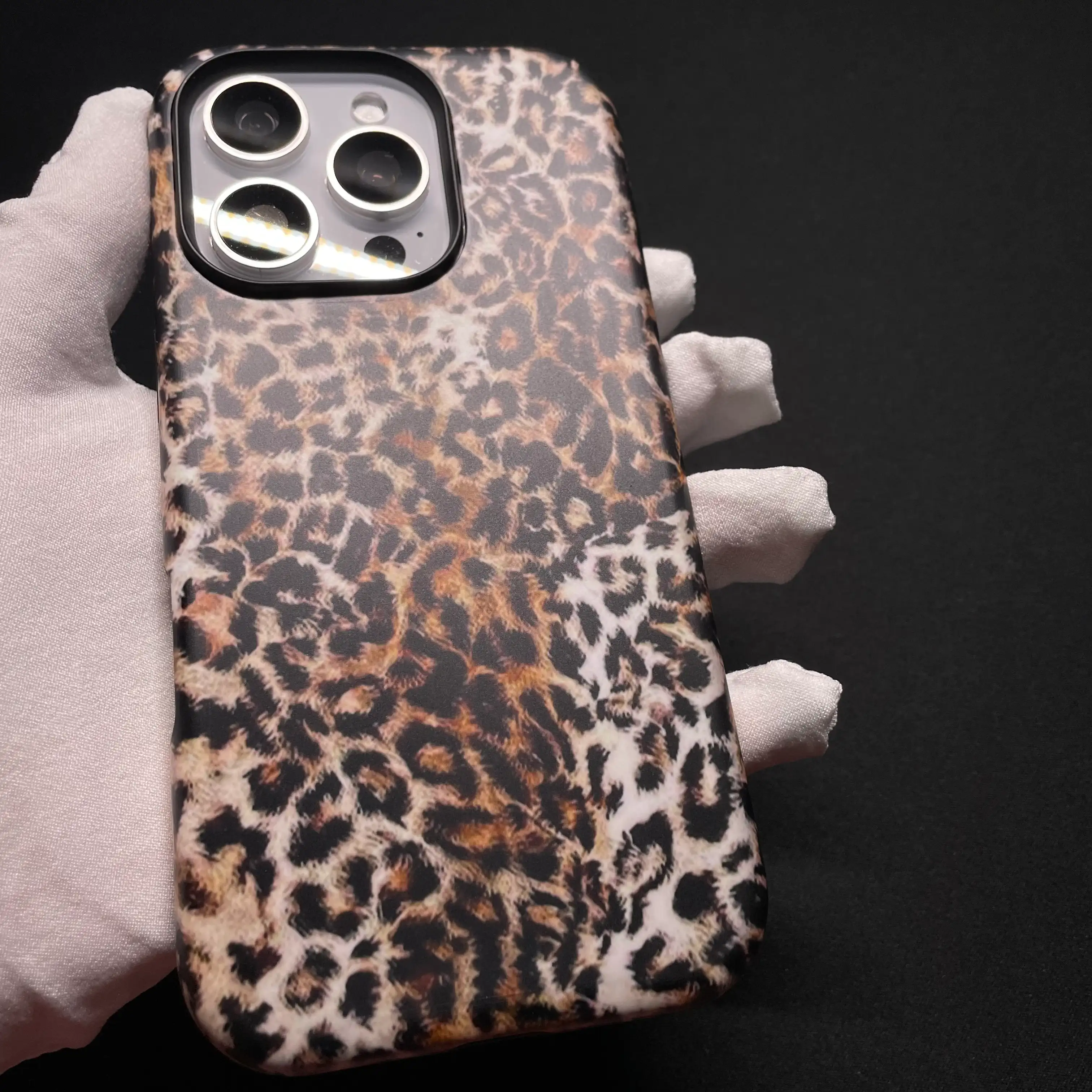 Retro Leopard