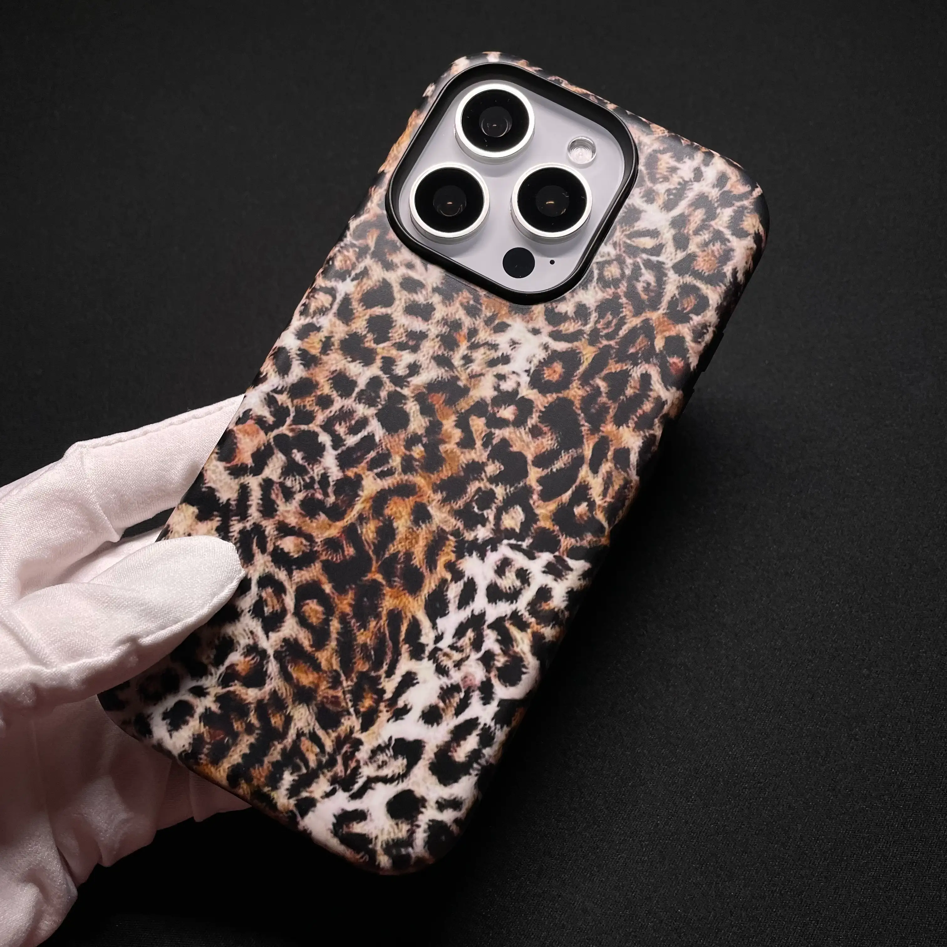 Retro Leopard