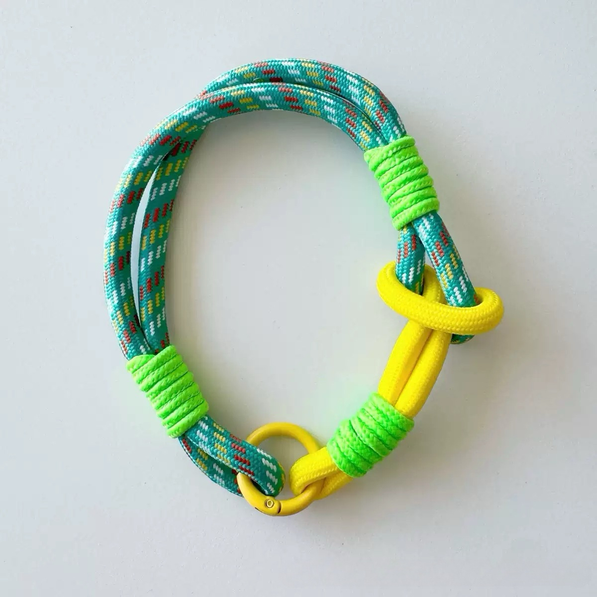 Color-block single-loop lanyard
