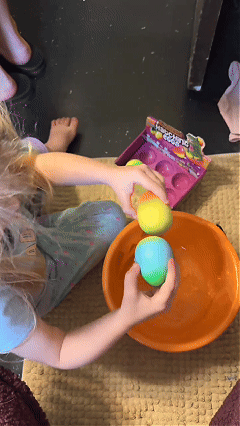 Hatching Surprise Eggs 