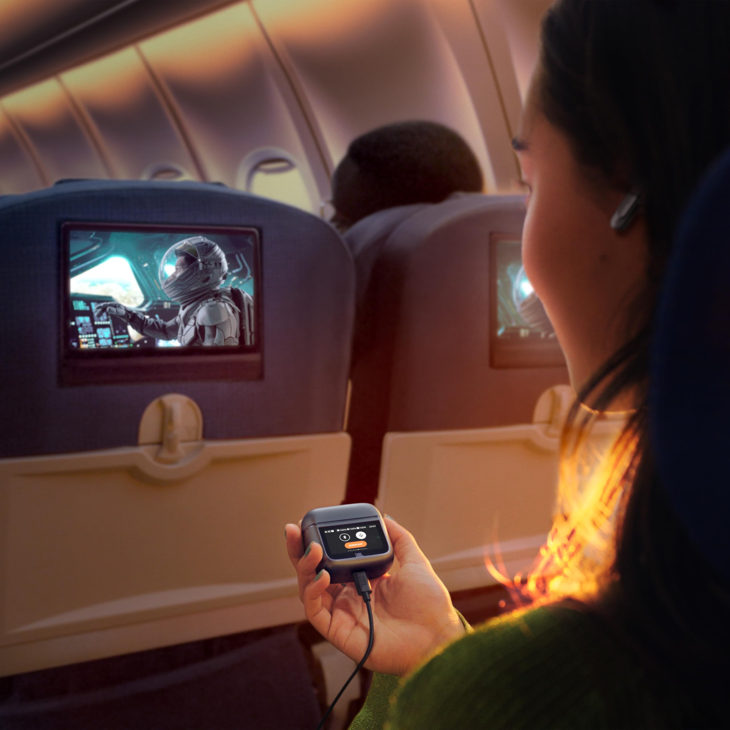 JBL Tour Pro 3, Écouteurs sans Fil, étui Intelligent de Recharge, 40h d'autonomie, avec Réduction de Bruit Adaptative, Bluetooth, Son Spatial 360, Marron