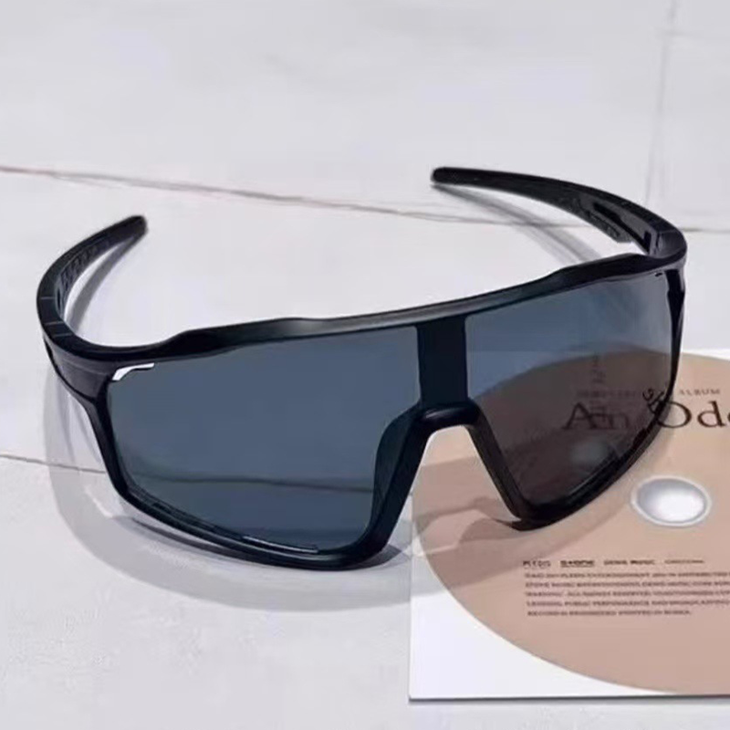 🌟New Arrivals 2026: Up to 54% off!🌟Photochromic Outdoor Sports Glasses