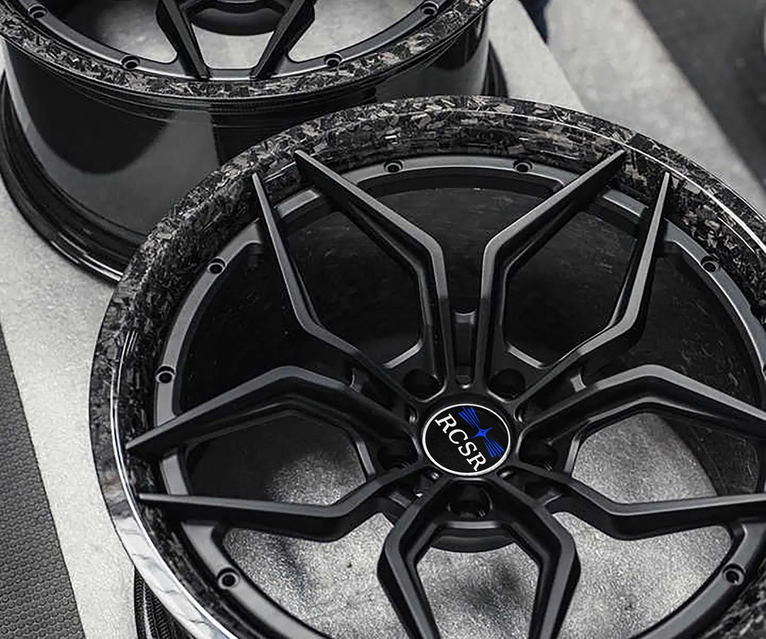 Custom Forged Carbon Wheel 20 22 24 26 Inch Car Wheel 5X130 6X139.7 5X114.3 5X120 for BMW Benz Porsche Ferrari Luxury Car