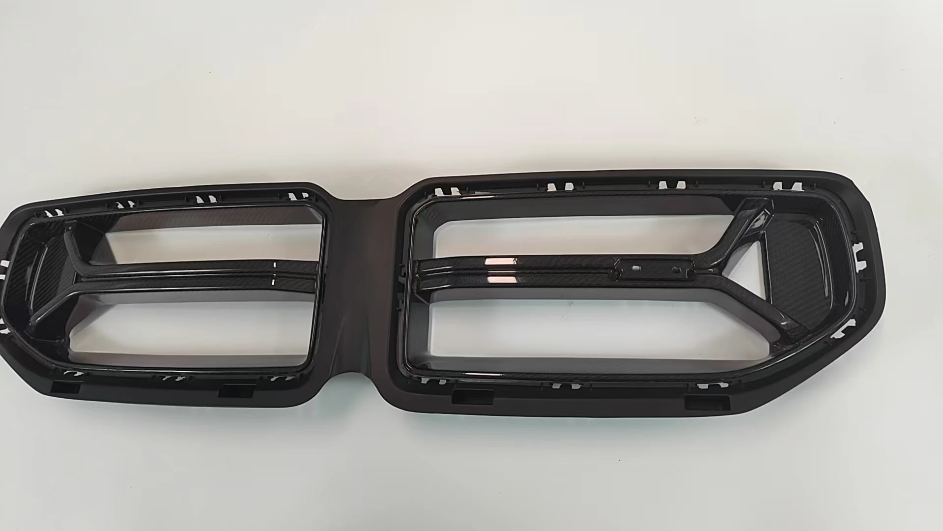 High Quality Dry Carbon Fiber Auto Accessories CSL Type Front Bumper Grille for BMW G87 M2 2022+