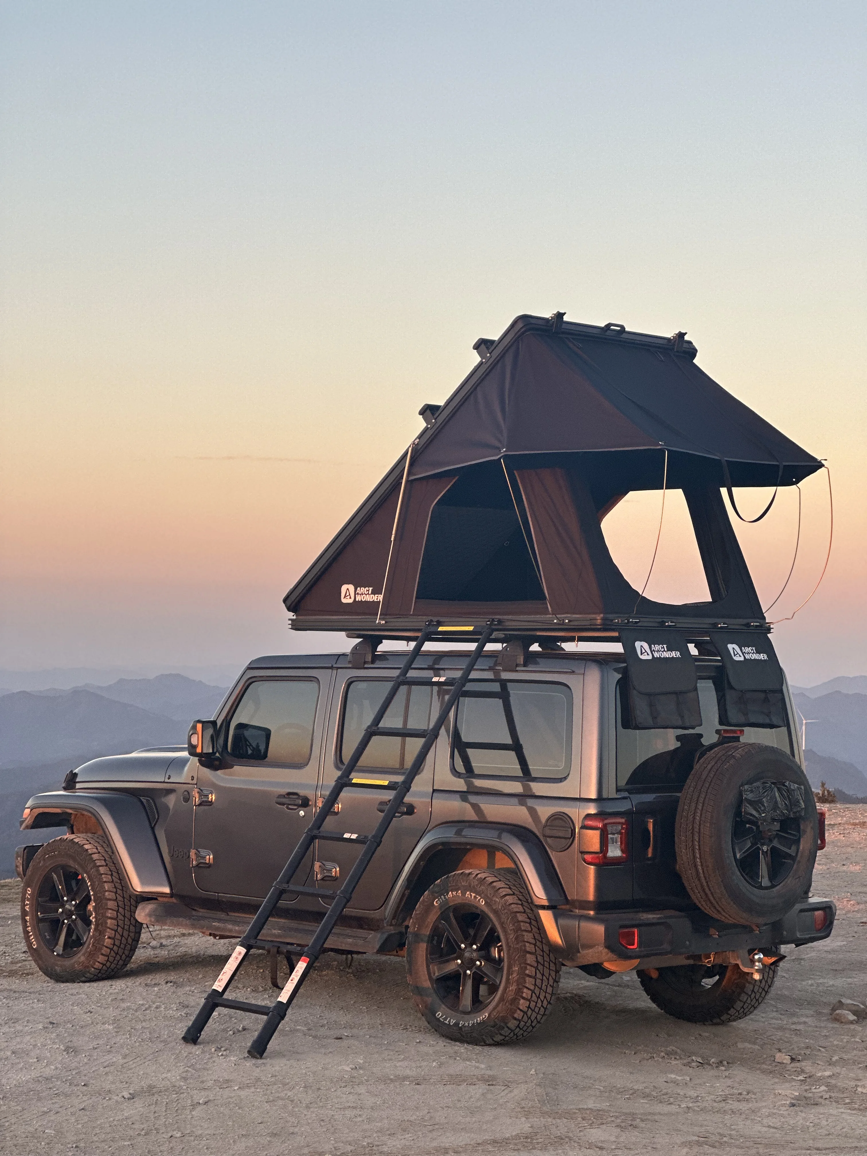 New Arrival Outdoor Camping EU US Stock Carpa De Techo Hard Shell Aluminum Car Rooftop Tent