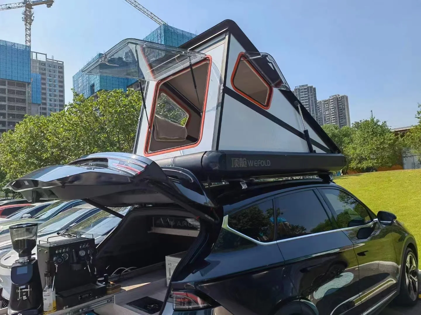 New 2-Person Auto Folding Rooftop Tent Aluminum Roof Hard Shell Car Tent Outdoor Camping Top Shell Sale