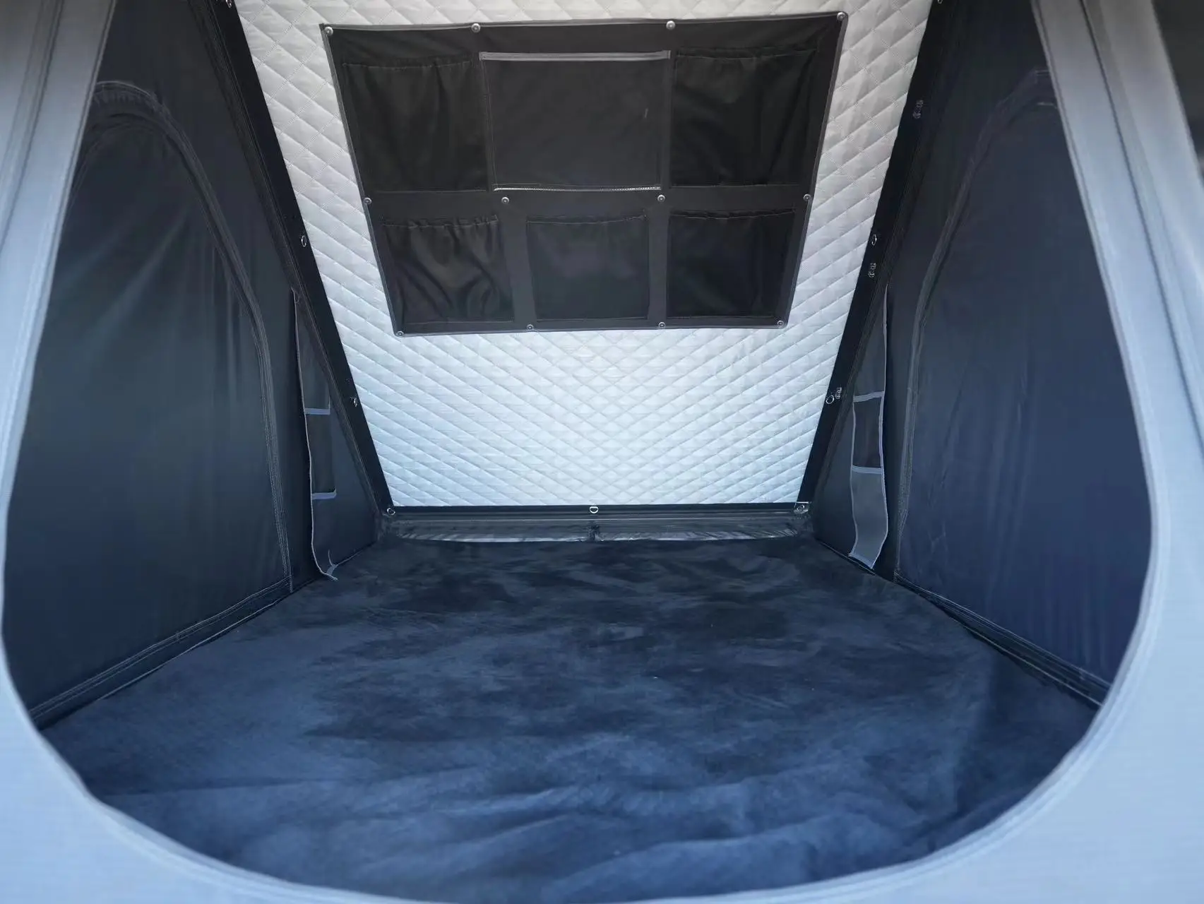 New Arrival Outdoor Camping EU US Stock Carpa De Techo Hard Shell Aluminum Car Rooftop Tent