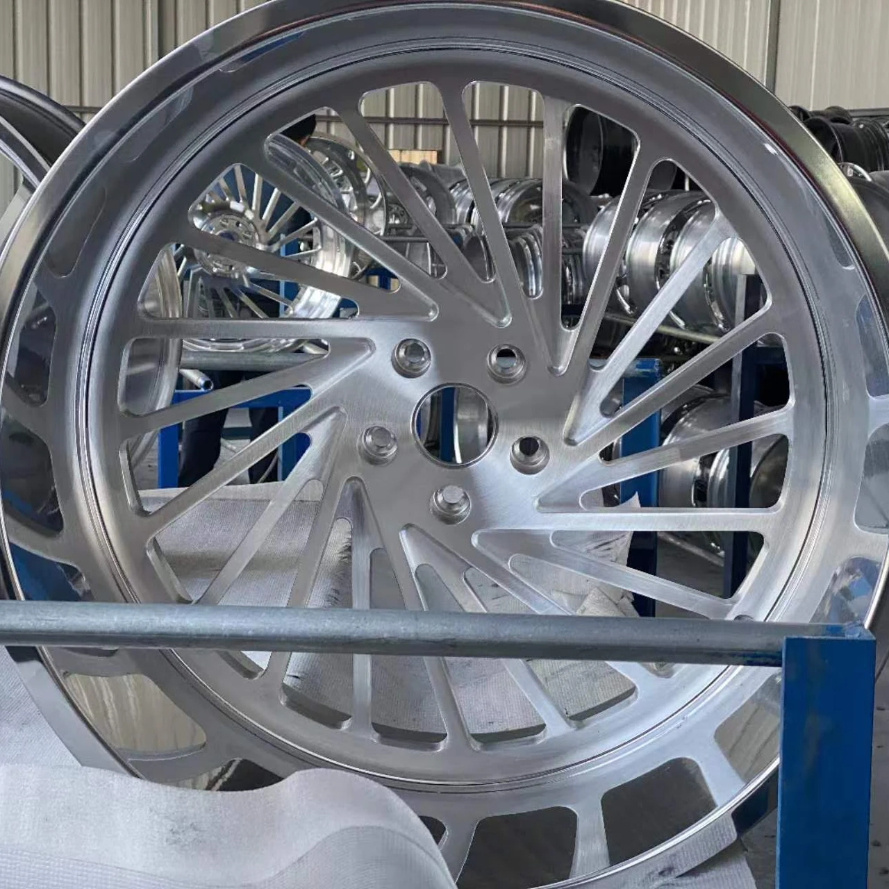 WY Professional Engineer 20x10 20x12 20x14 22x10 22x12 22x14 24x12 24x14 26x12 26x14 26x16 H Style Monoblock Forged  Wheels