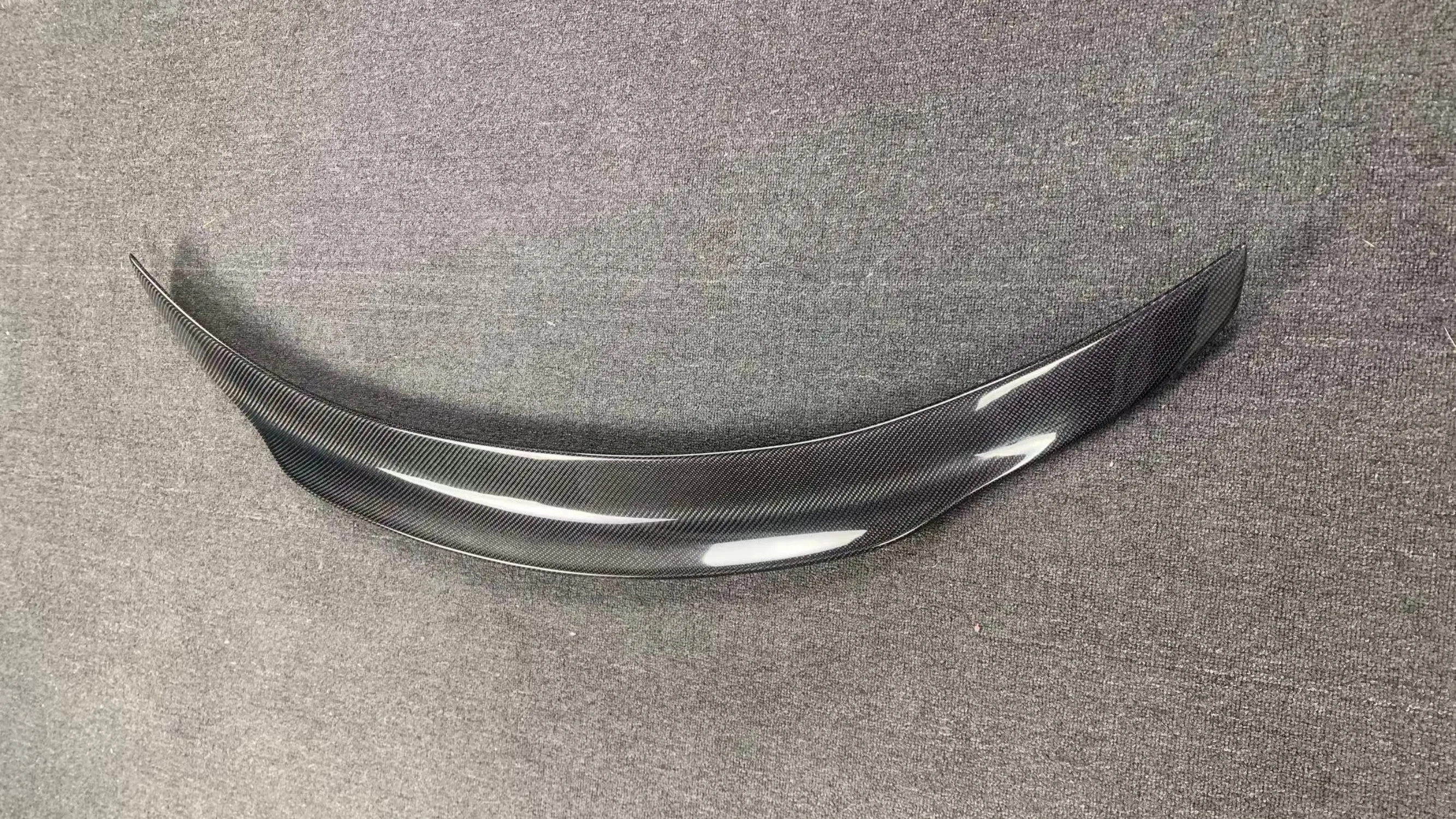 Perfect Fitment Carbon Fiber Car Rear Trunk Spoiler Wing for Mercedes-benz C Class Sedan W205  Amg C63 C43 2020-2021