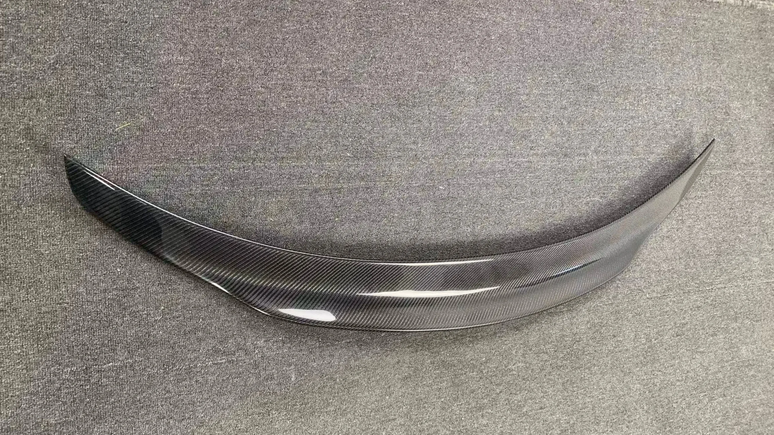 Perfect Fitment Carbon Fiber Car Rear Trunk Spoiler Wing for Mercedes-benz C Class Sedan W205  Amg C63 C43 2020-2021