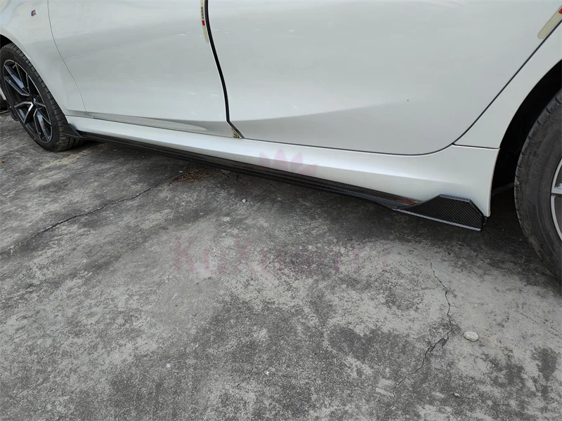 For 2019+ BMW 3 Series G20 G28 Sedan High-quality Carbon Fiber T-style Side Skirt Body Kit Outer Bumper