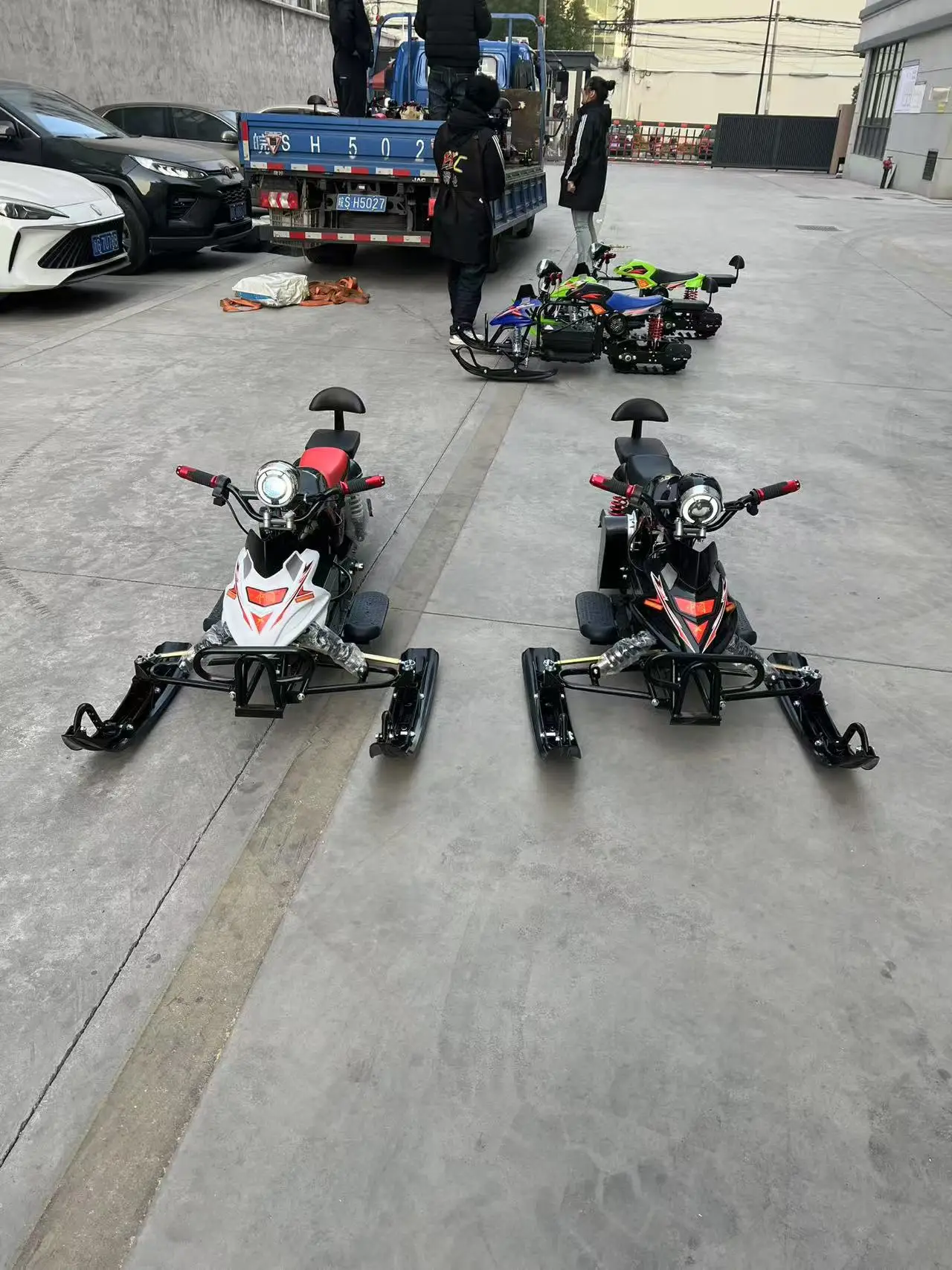 500W Electric Snowmobile for Outdoor Adventures for Trail & Touring