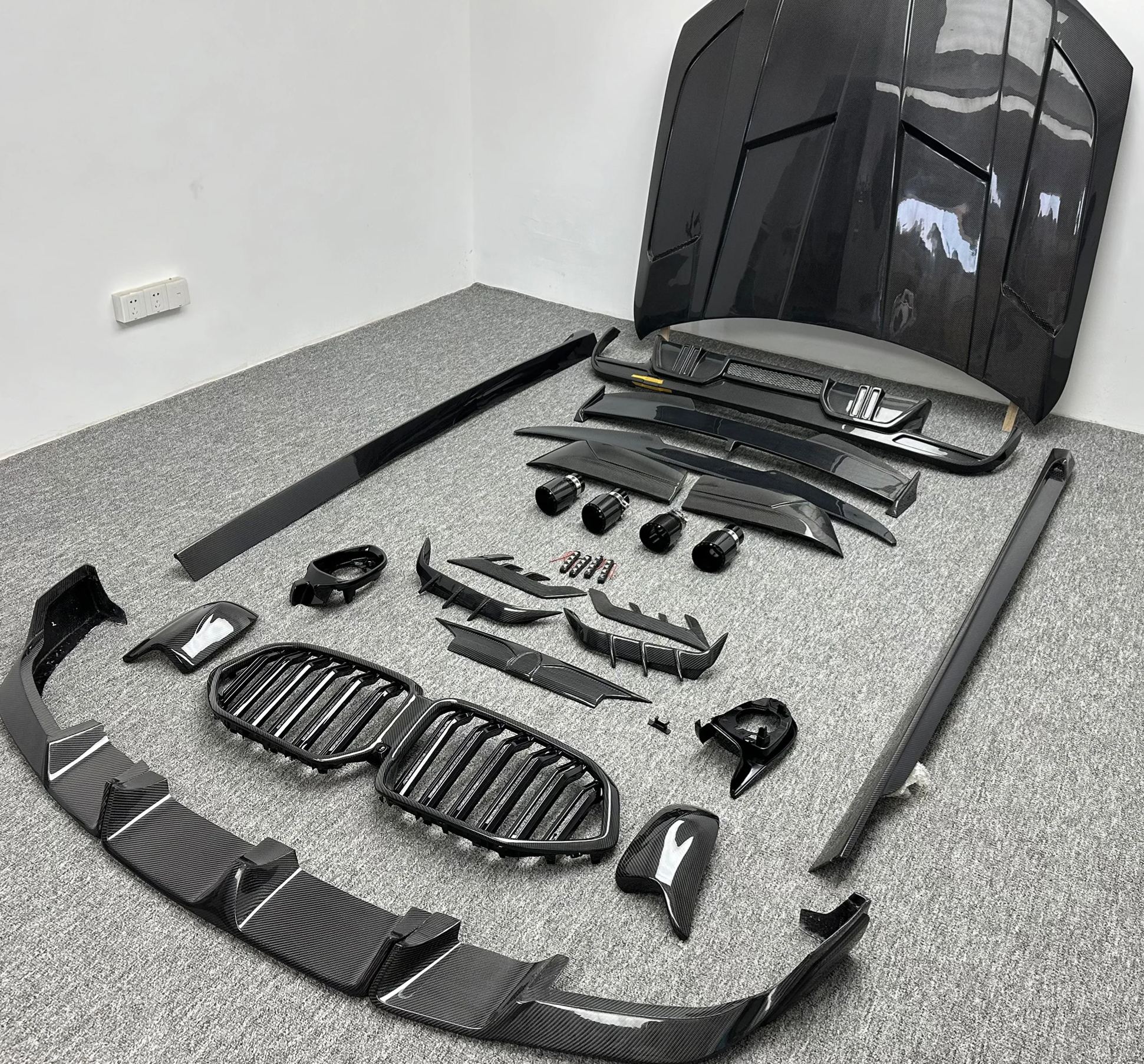 For BMW X6 G06 Body Kit Carbon Kit Parts Larte Style Carbon Fiber Kits With Hood Spoiler Carbon Accessories