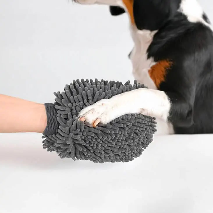 Ruannuan Dog Grooming Bundle – Rubber Scrubbers, Doggy Dryer, Muddy Mitt & Aloe Vera & Oatmeal Dog Shampoo for Itchy Skin Relief, Smelly Dogs & Sensitive Coats – 17 oz