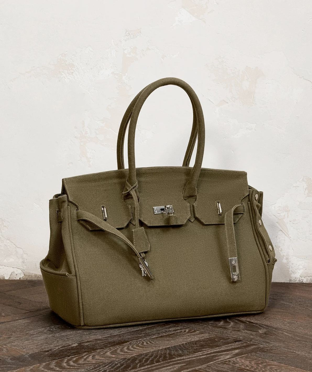 The Barkin Pet Carrier