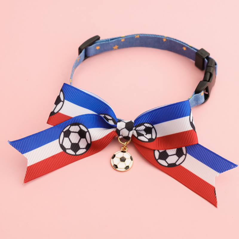 2026 World Cup Football Pet Collar for Kittens and Dogs with Bowknot Safety Buckle and National Team Flag Decoration