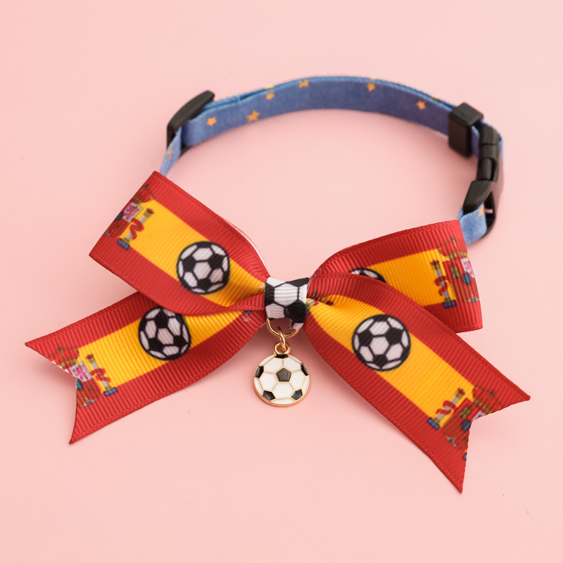 2026 World Cup Football Pet Collar for Kittens and Dogs with Bowknot Safety Buckle and National Team Flag Decoration