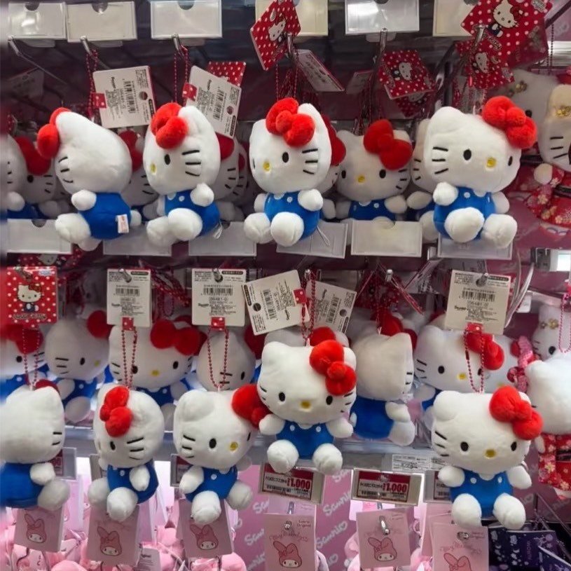 GD-Same style  Jisoo-Same style  Sanrio  Hello Kitty 