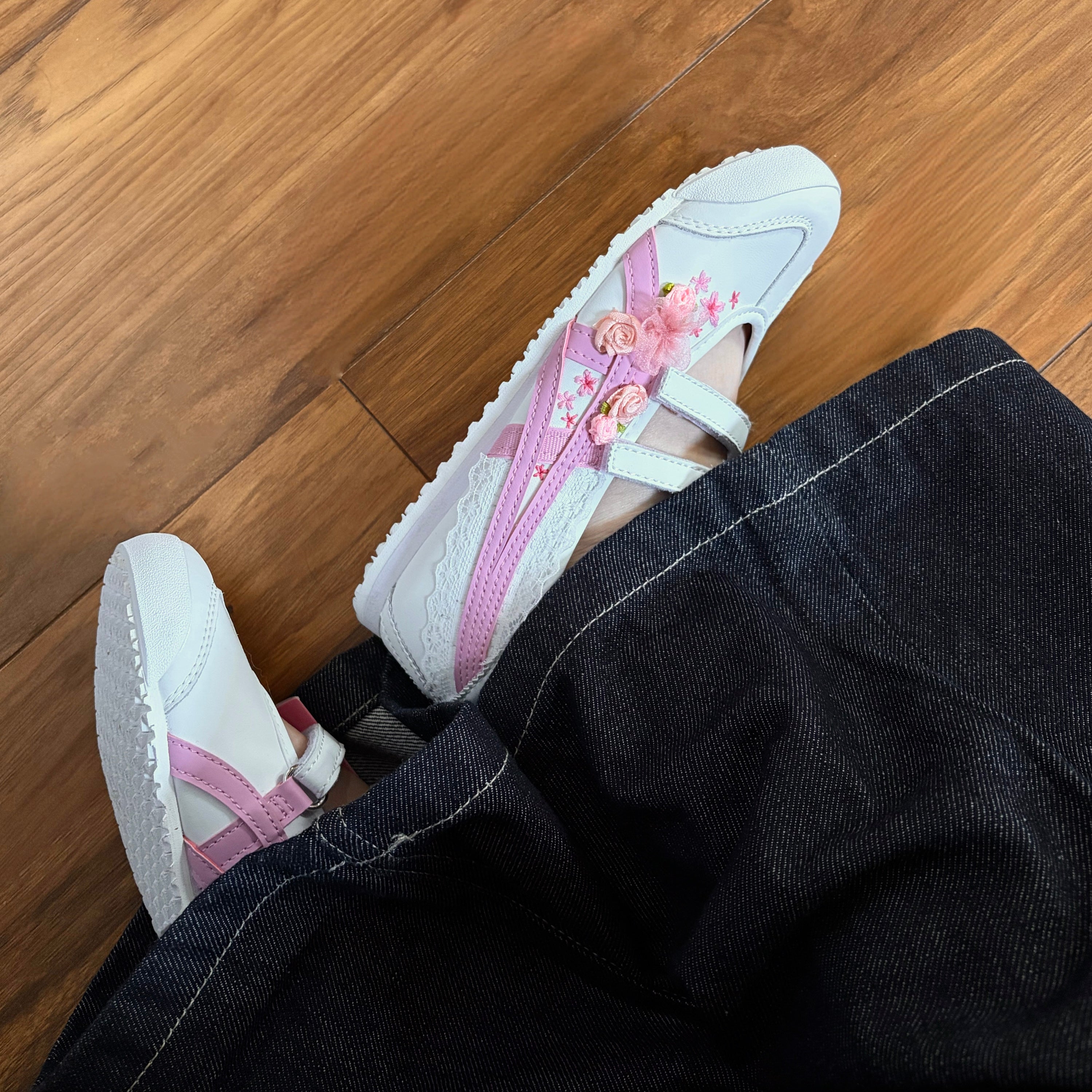  (White) ballet flats