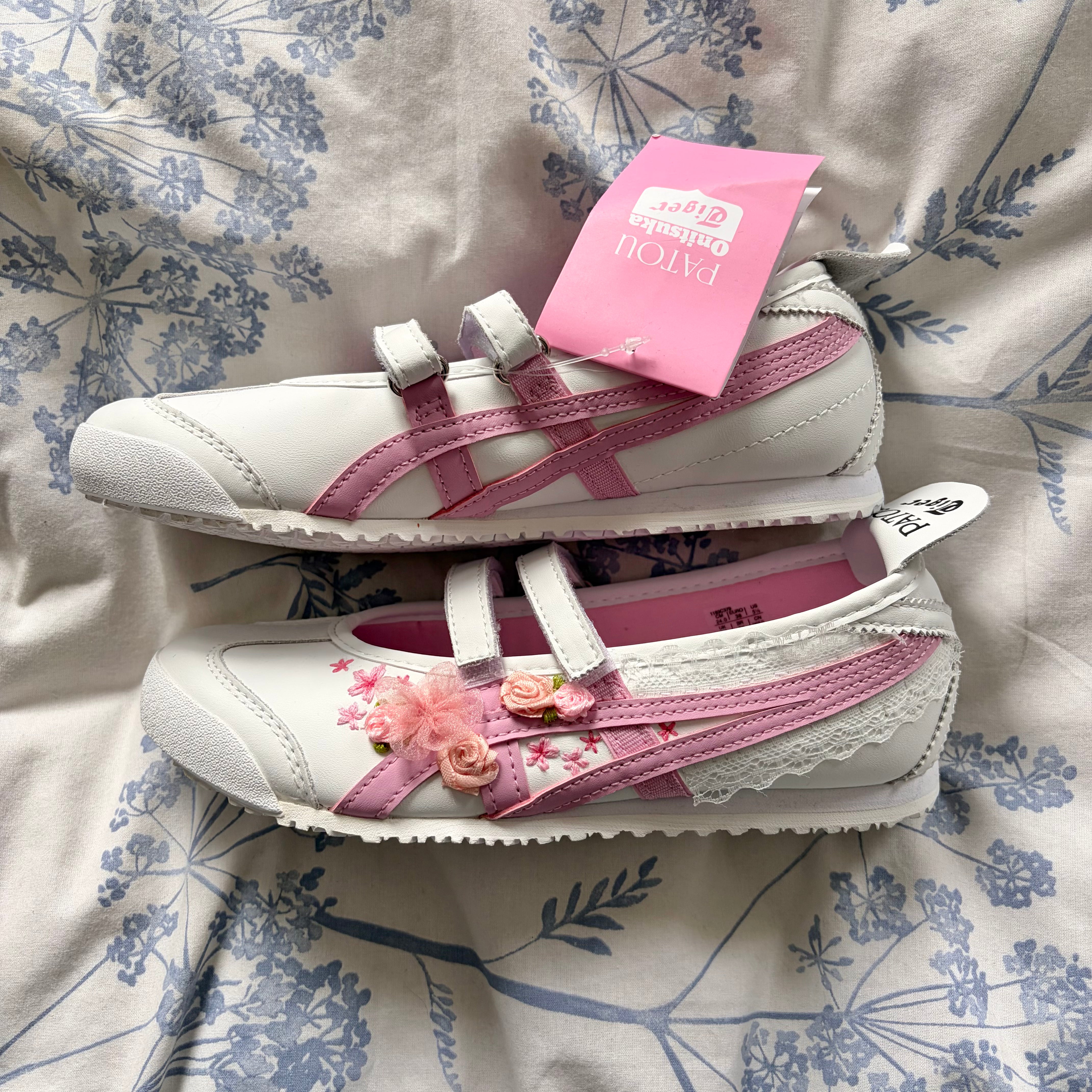  (White) ballet flats