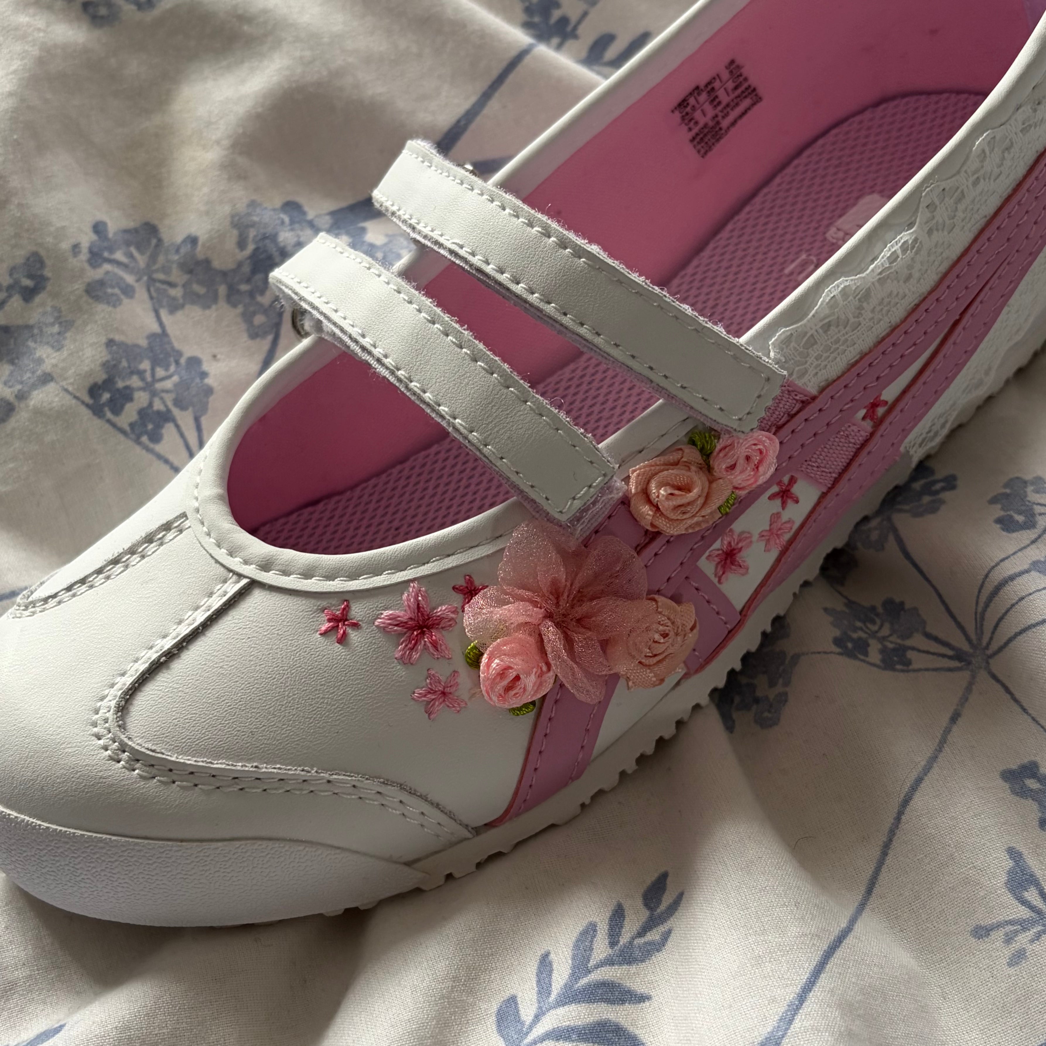  (White) ballet flats