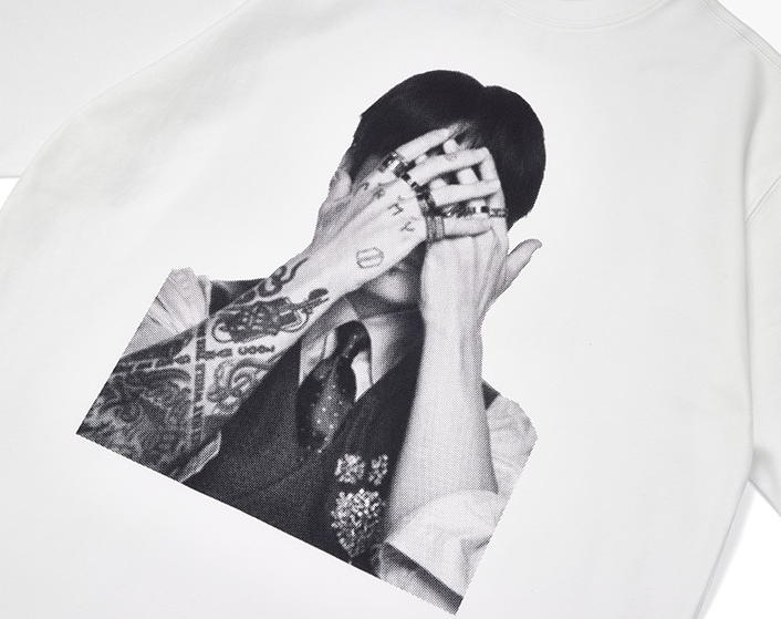  T-Shirt  （Jung Kook）