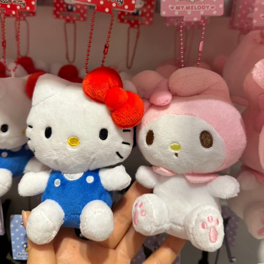 GD-Same style  Jisoo-Same style  Sanrio  Hello Kitty 
