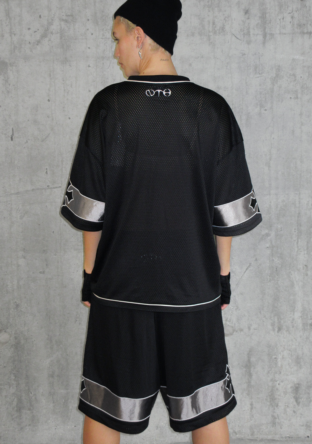 Luxeapperal™  AIRTEX MESH OVERSIZED SHORTS BLACK