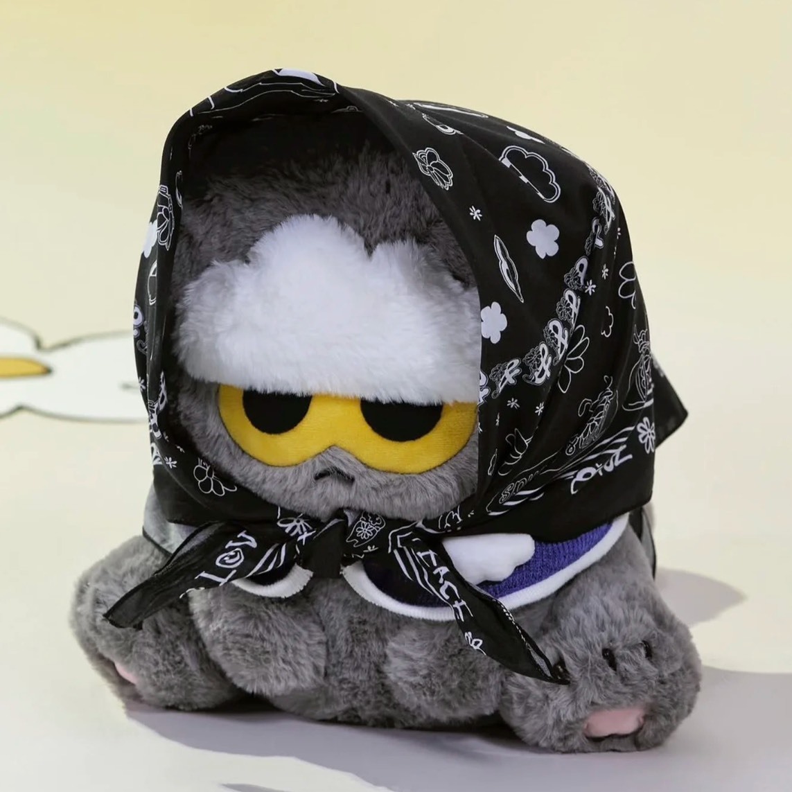G-Dragon co-branded 《 ZO & FRIENDS 》ZOA 