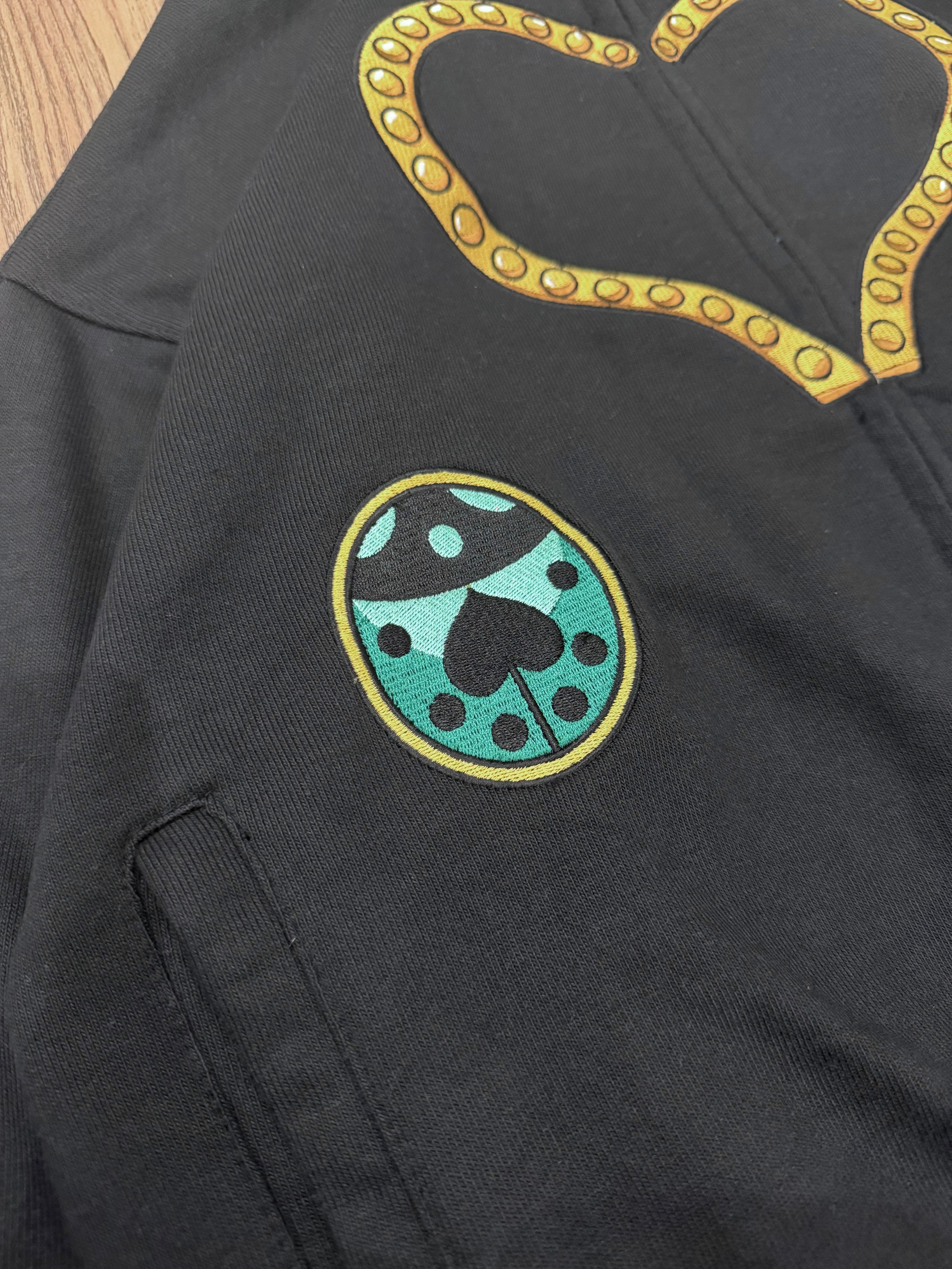 GIORNO (ZIP-UP) + FREE ITEM (READ DESCRIPTION)