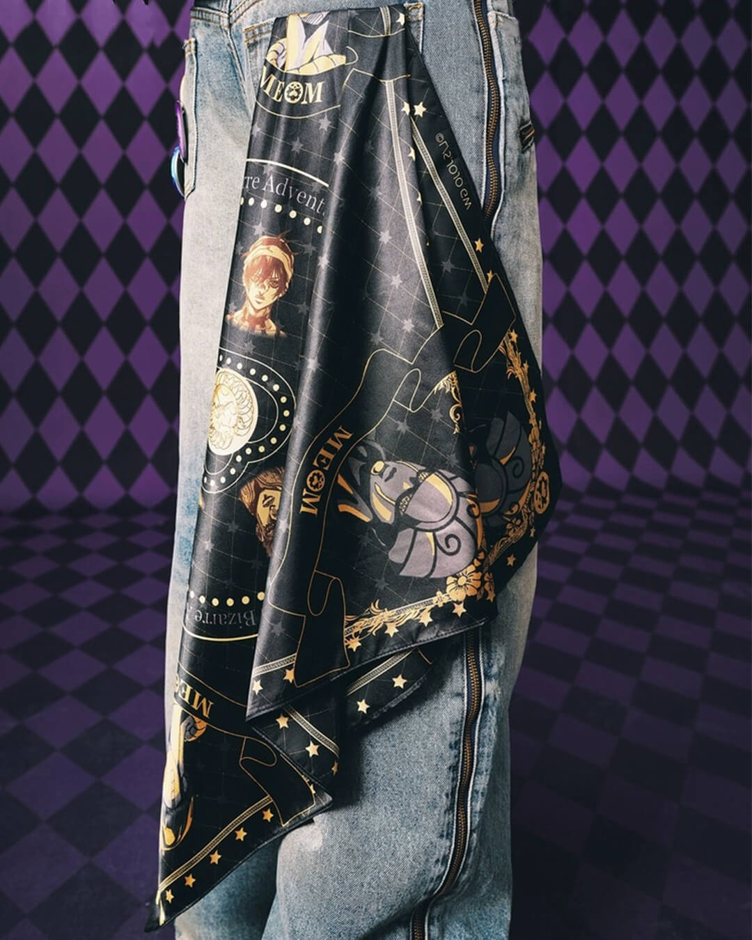 JOJO  Character Print Scarf