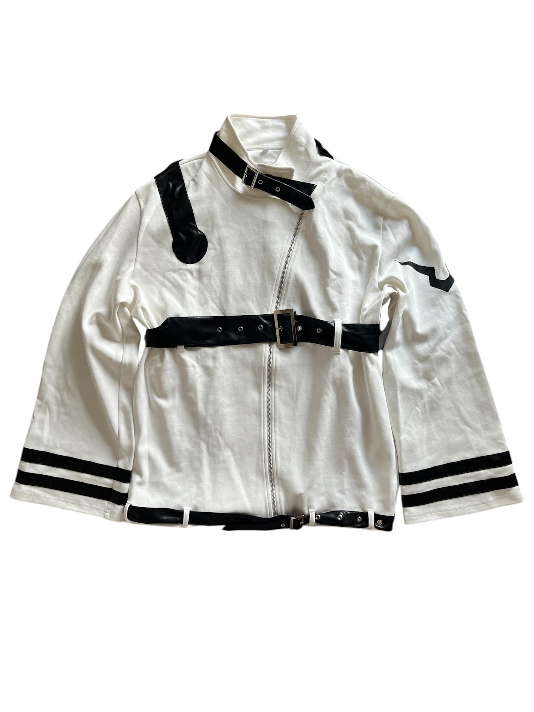 -CC belt jacket