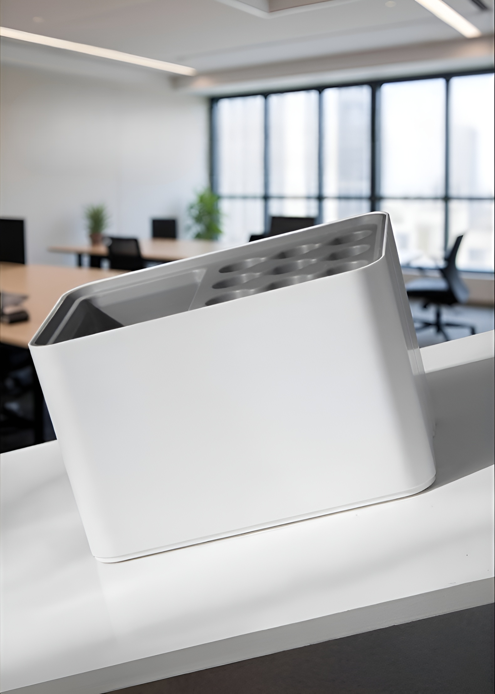 Modern, helytakarékos esernyőtároló kialakítás