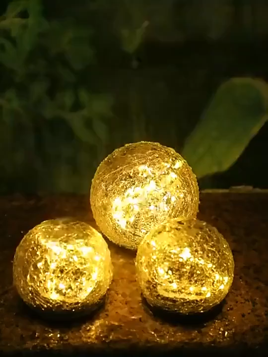 Last day up to 70% OFF - Cracked Glass Solar Garden Lights | LED Outdoor Pathway Lights for Yard Lawn Decor