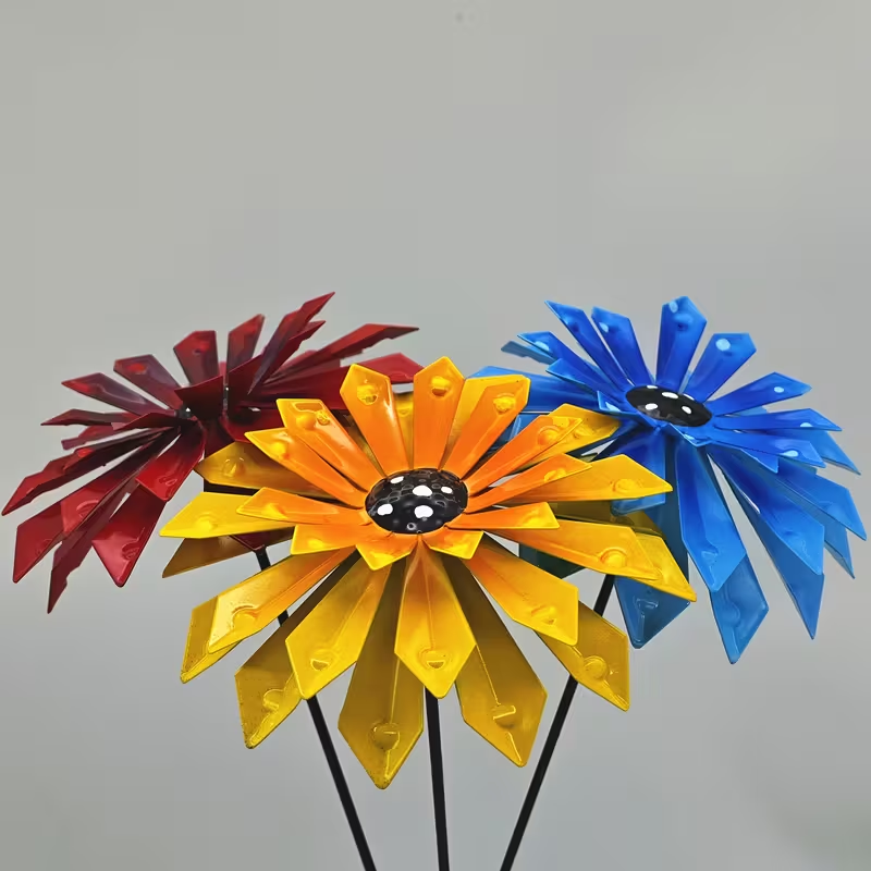Vibrant Metal Zinnia Flower Garden Stake 🎨 | Rust-Proof Iron Yard Art with Stake