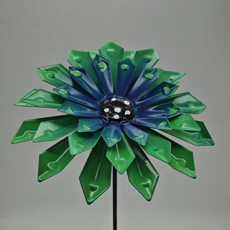 Vibrant Metal Zinnia Flower Garden Stake 🎨 | Rust-Proof Iron Yard Art with Stake