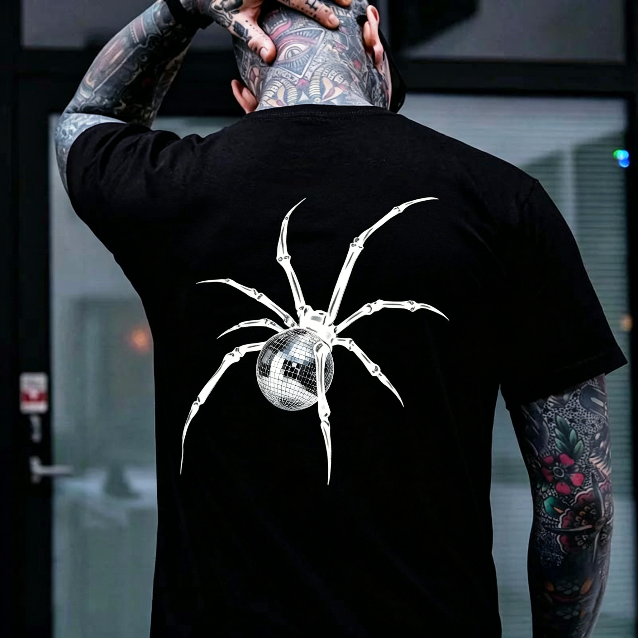 “NIGHT CRAWLER” 🪩🕷️