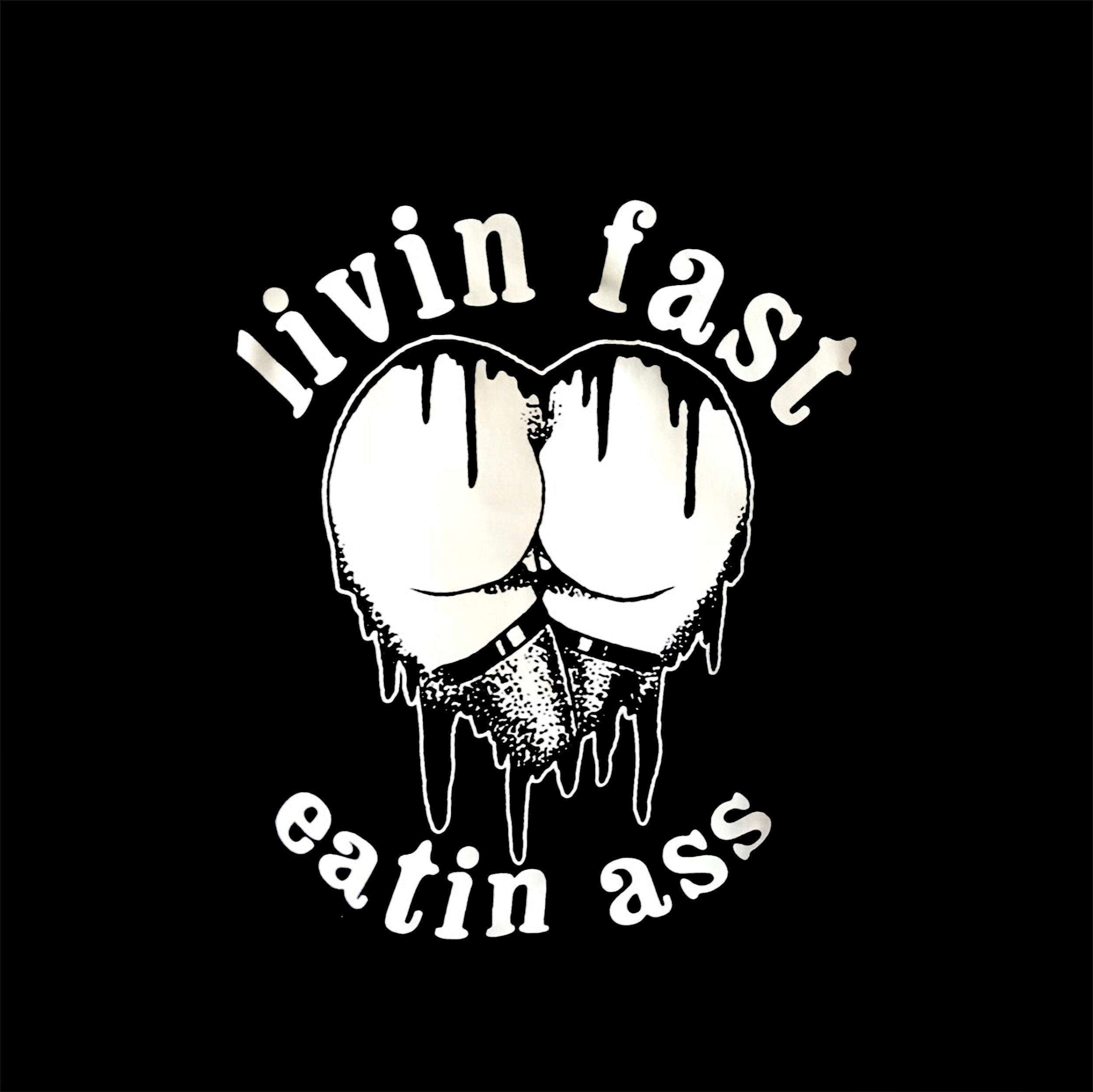LIVING FAST EATING ASS Heart Sexy Black Print T-shirt