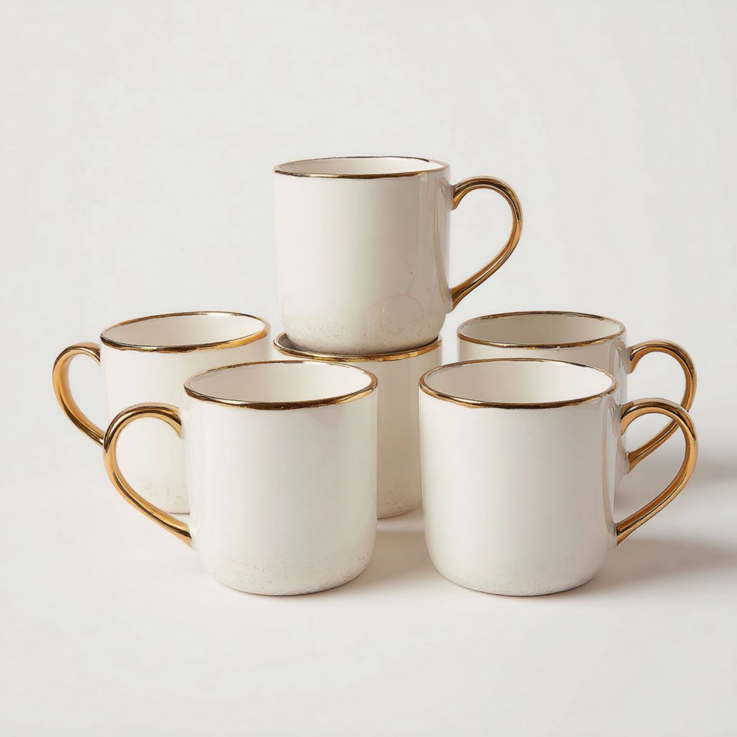 Zestaw 6 kubków porcelanowych w kolorze kości słoniowej ze złotym rantem-Modivie Home
