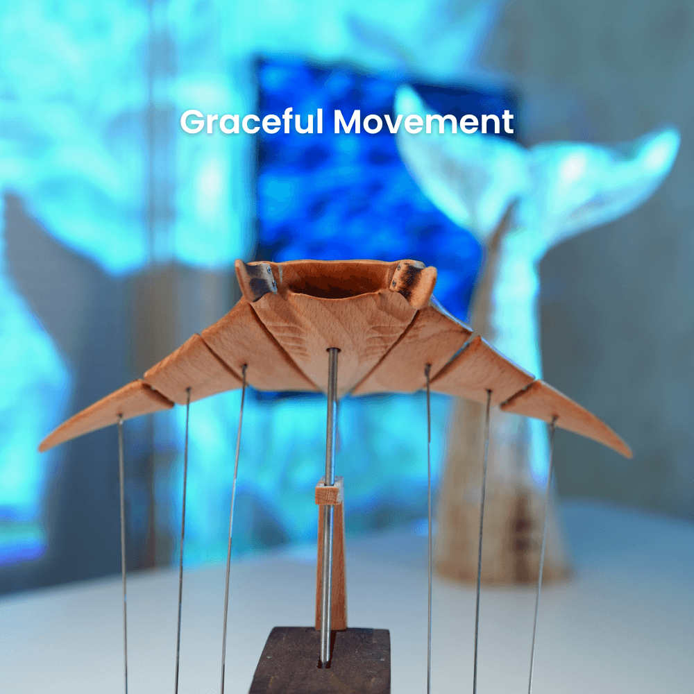 Geruikang Handcrafted Wooden Manta Ray Automaton