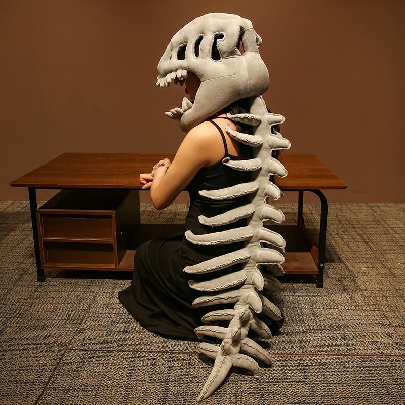 Dinosaur Skeleton Headgear Pillow, 4 Color Options Available, Unisex Cushion, Perfect for Halloween Party Cosplay and Sofa Lounging Dinosaur Skeleton Headgear Pillow, 4 Color Options Available, Unisex Cushion, Perfect for Halloween Party Cosplay and Sofa Lounging