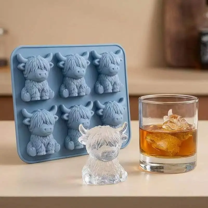 Highland Cow Model Quick Freeze Silicone Ice Tray, Easy Use Durable Plastic Mould, Perfect Shape Ice Cubes for Juice, Ice Bucket, Cylinder Cup