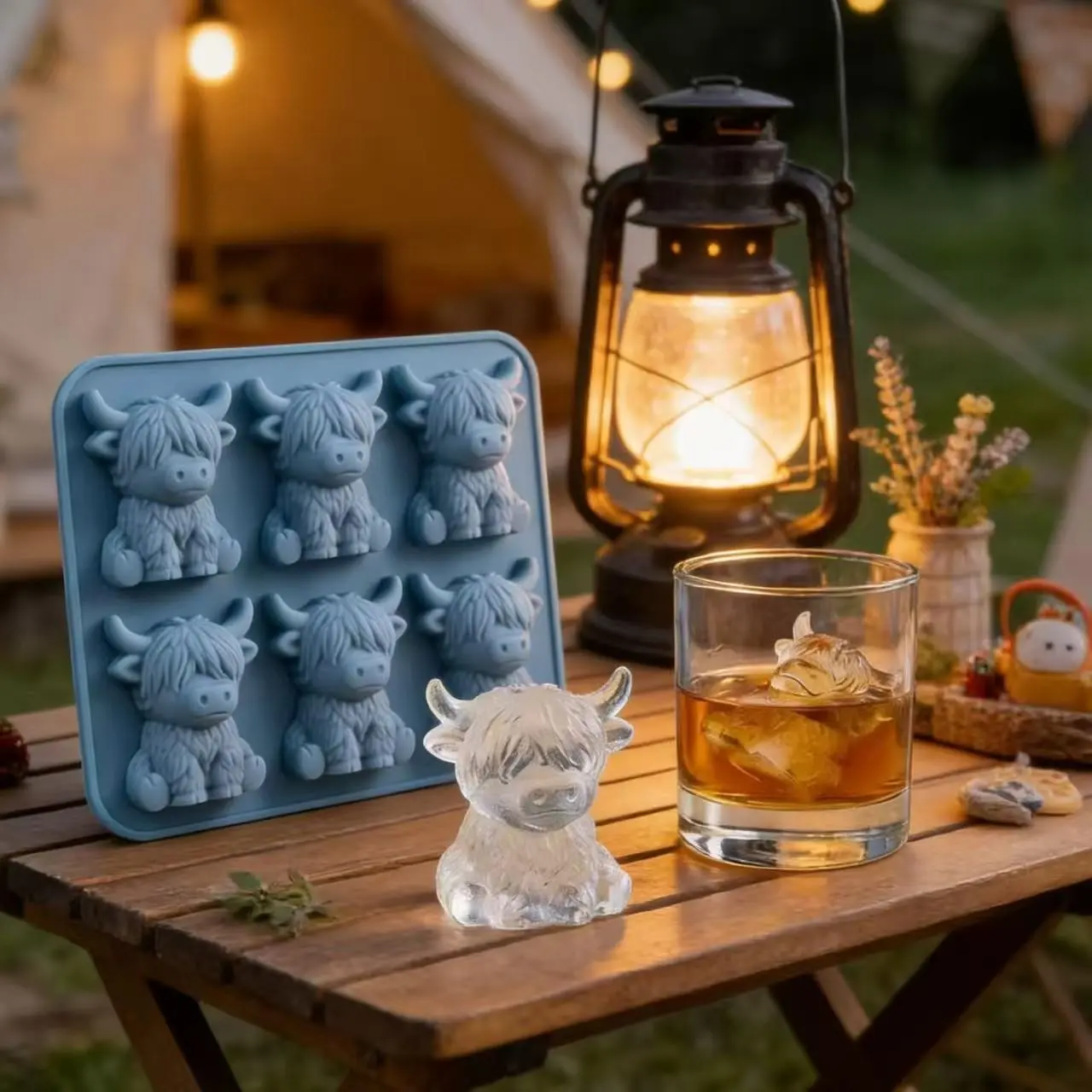 Highland Cow Model Quick Freeze Silicone Ice Tray, Easy Use Durable Plastic Mould, Perfect Shape Ice Cubes for Juice, Ice Bucket, Cylinder Cup