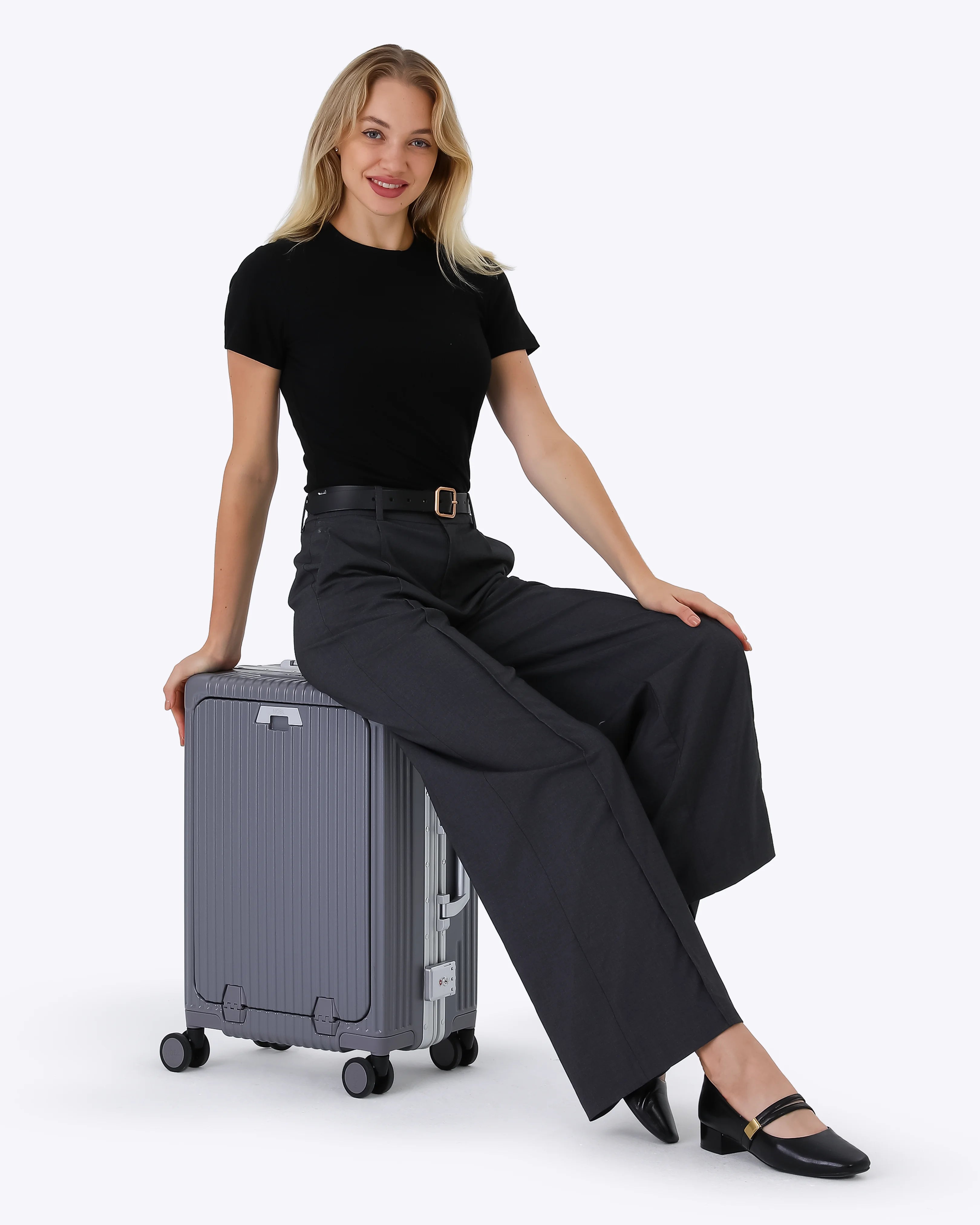 All-in-One Smart Carry-On Suitcase with GPS Tracking, Front Laptop Pocket, USB Charger & Cup Holder