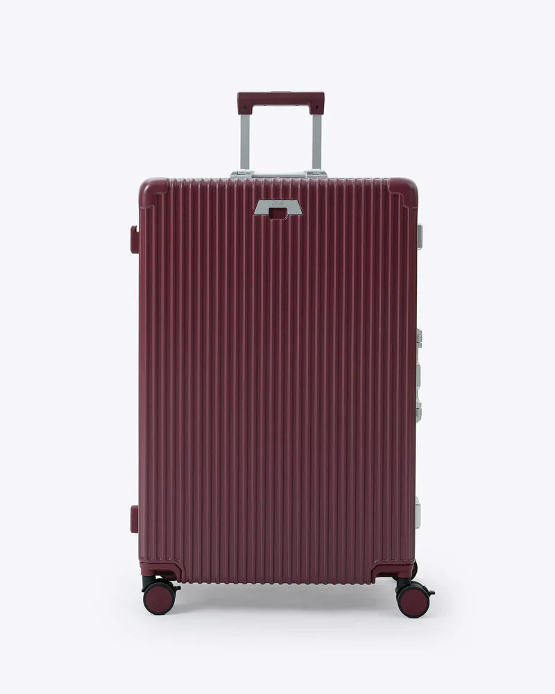 Smart Carry-On Suitcase for Students & Frequent Travellers