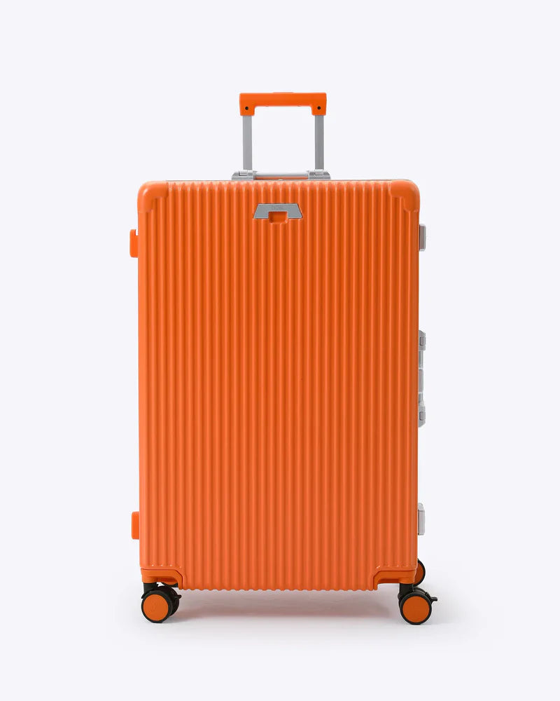 Smart Carry-On Suitcase for Students & Frequent Travellers
