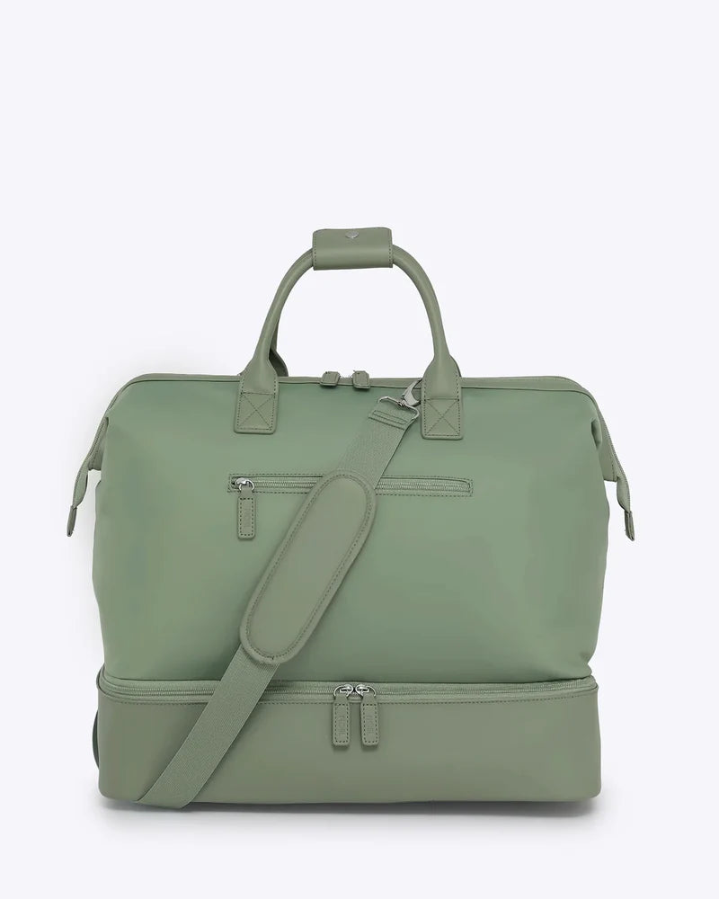 Smart Carry-On Suitcase for Students & Frequent Travellers